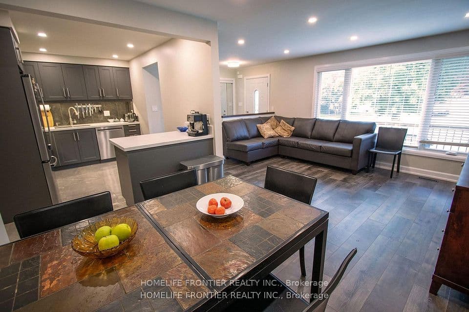 59 Dowswell Drive, Toronto, ON M1B 1H5 – photo 2