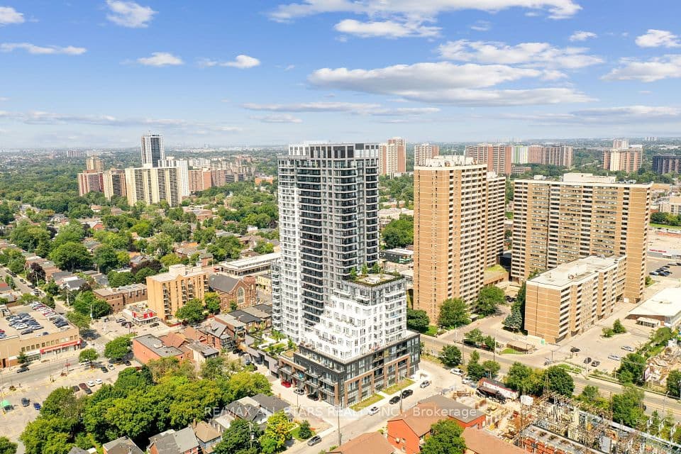 286 Main Street 1811, Toronto, ON M4C 0B3 – photo 3