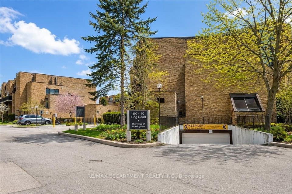 110 Ling Road 7, Toronto, ON M1E 4V9 – main photo