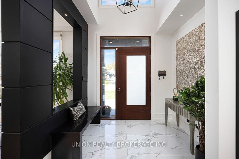 7 Balcarra Avenue, Toronto, ON M1M 1G8 – photo 2