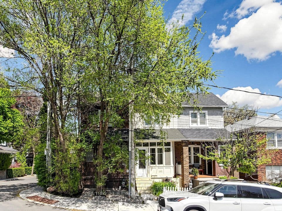 195 Wheeler Avenue, Toronto, ON M4L 3V5 – photo 2