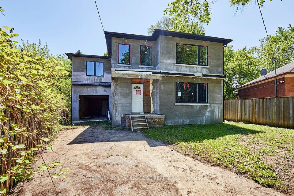 213 Phyllis Avenue, Toronto, ON M1M 1Y9 – photo 3