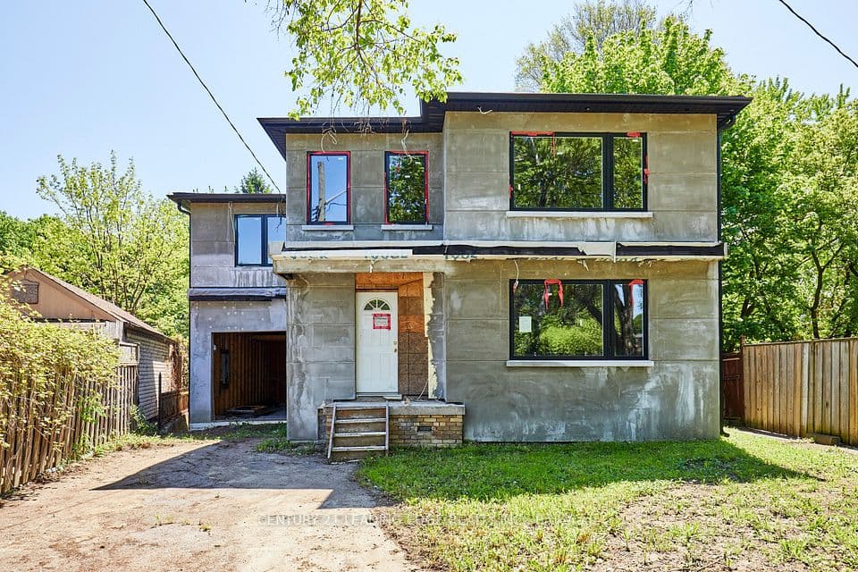 213 Phyllis Avenue, Toronto, ON M1M 1Y9 – photo 2