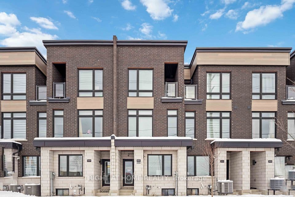 1557 Midland Avenue, Toronto, ON M1P 0G3 – main photo