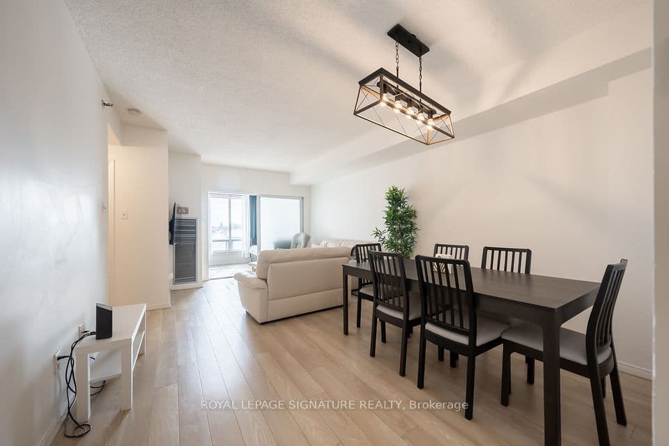 5800 Sheppard Avenue E 316, Toronto, ON M1B 5J7 – photo 2