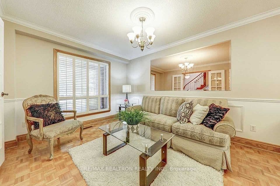 117 Dunsfold Drive, Toronto, ON M1B 1T5 – photo 2