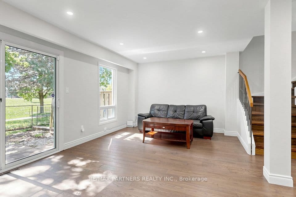 201 Alexmuir Boulevard 134, Toronto, ON M1V 1S5 – photo 2