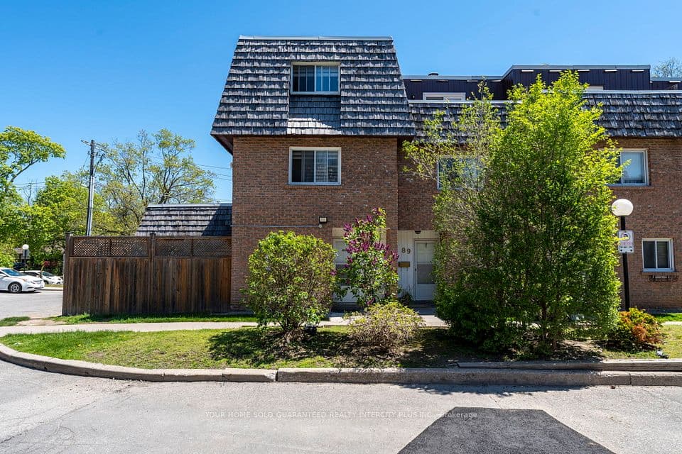 10 Rodda Boulevard 91, Toronto, ON M1E 2Z6 – main photo