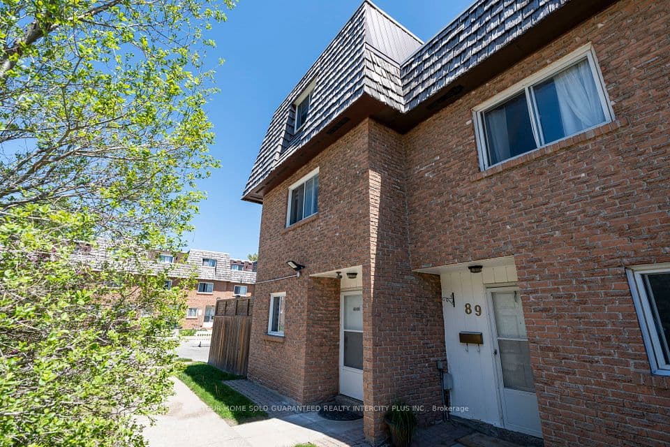10 Rodda Boulevard 91, Toronto, ON M1E 2Z6 – photo 3