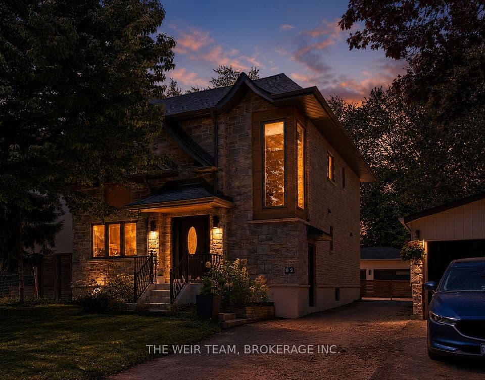 92 Gradwell Drive, Toronto, ON M1M 2N2 – main photo