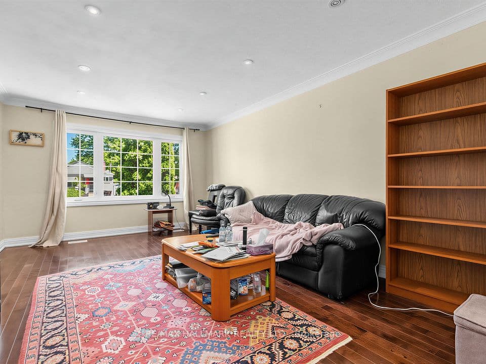 34 Greylawn Crescent, Toronto, ON M1R 2V6 – photo 2