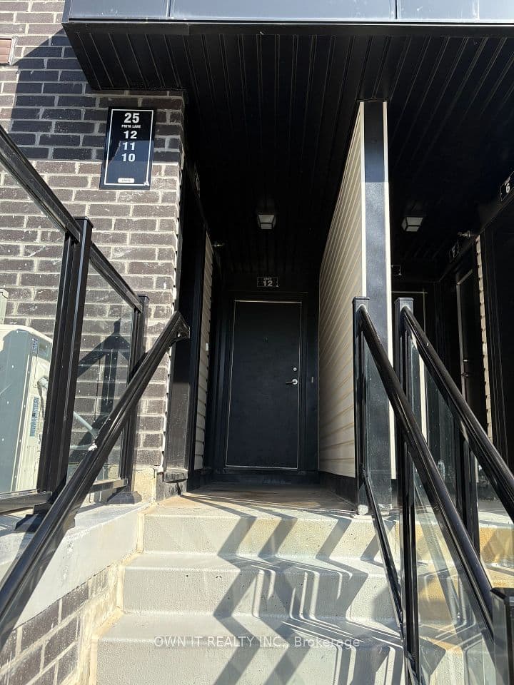 25 Priya Lane 12, Toronto, ON M1B 0E8 – main photo