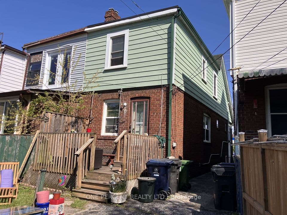 2461 Gerrard Street E, Toronto, ON M4E 2G3 – photo 2