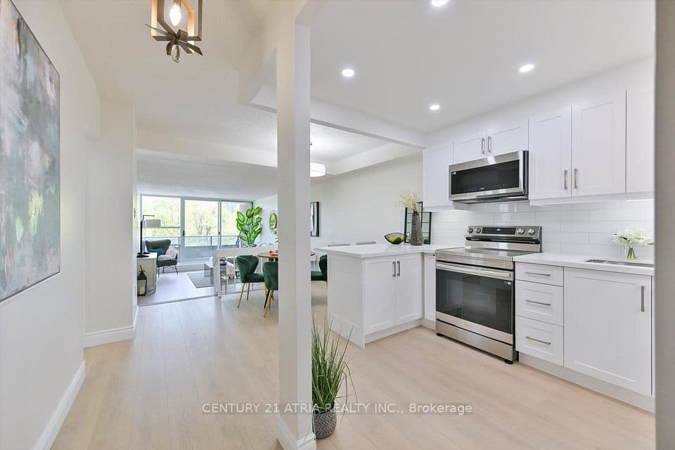 4101 Sheppard Avenue E 207, Toronto, ON M1S 3H3 – photo 3