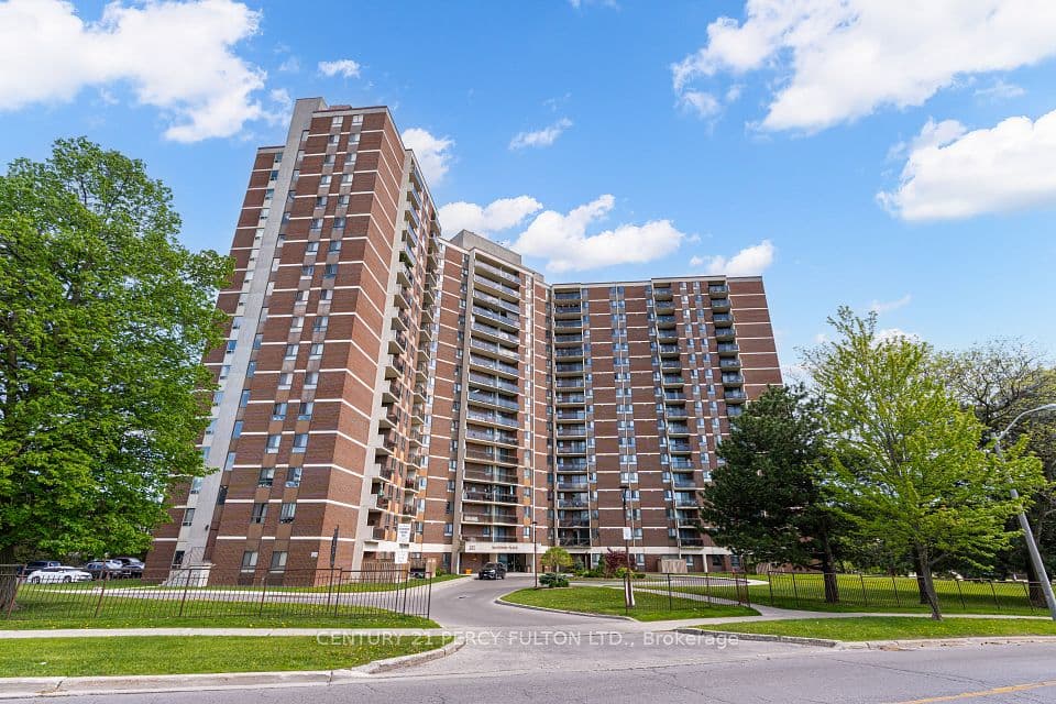 121 Trudelle Street 608, Toronto, ON M1J 3K4 – main photo