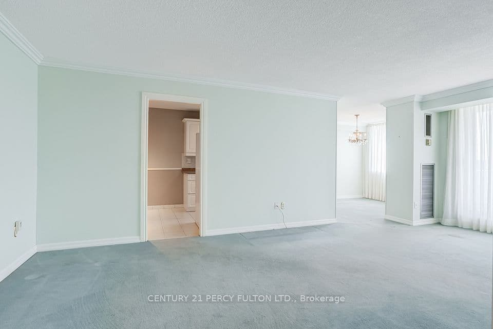 121 Trudelle Street 608, Toronto, ON M1J 3K4 – photo 2