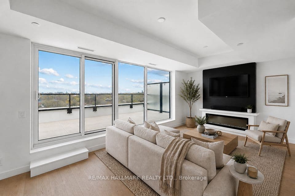 1050 Eastern Avenue 1113, Toronto, ON M4L 0B7 – photo 3