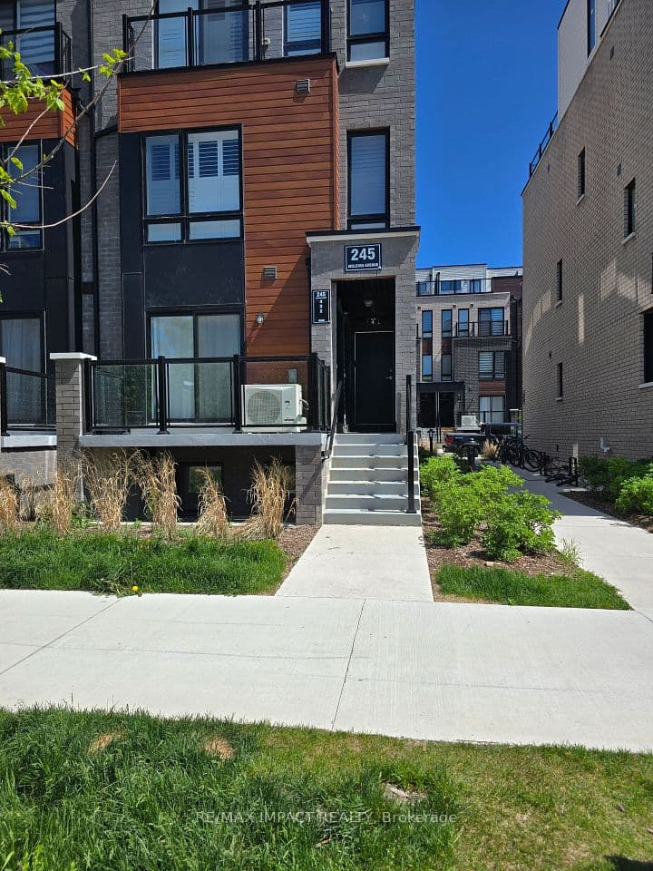 245 Mclevin Avenue 2, Toronto, ON M1B 1E7 – main photo