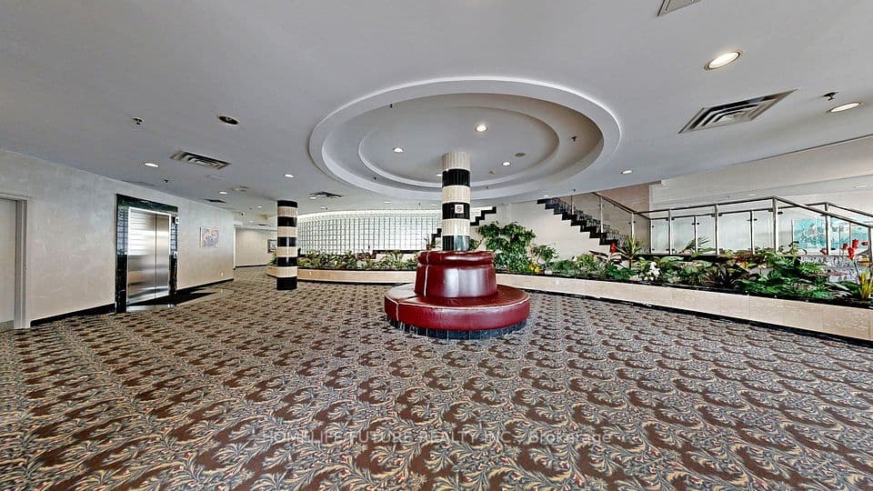 1470 Midland Avenue 1506, Toronto, ON M1P 4Z4 – photo 3