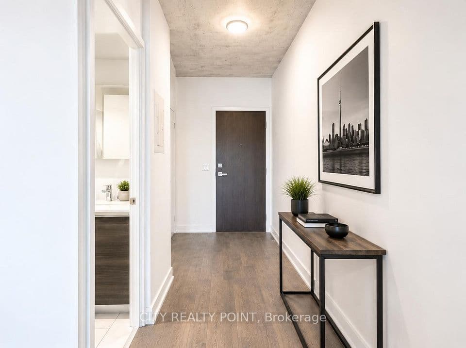 1190 Dundas Street E 505, Toronto, ON M4M 0C5 – photo 2