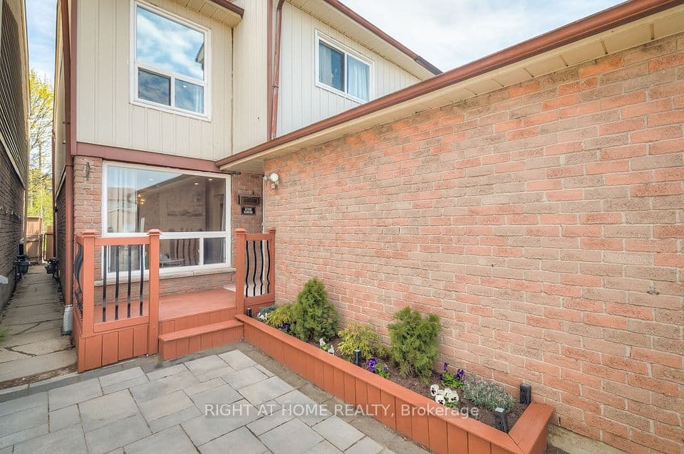37 McKnight Drive, Toronto, ON M1B 2Z4 – photo 3