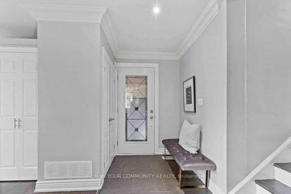 23 Penetang Crescent, Toronto, ON M1K 4Y4 – photo 3