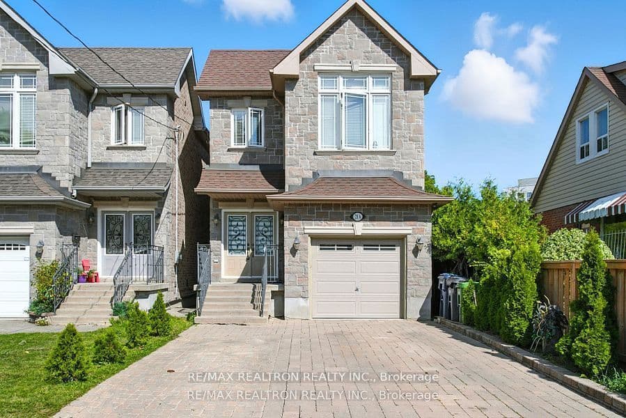21A Claremore Avenue, Toronto, ON M1N 3R7 – photo 3