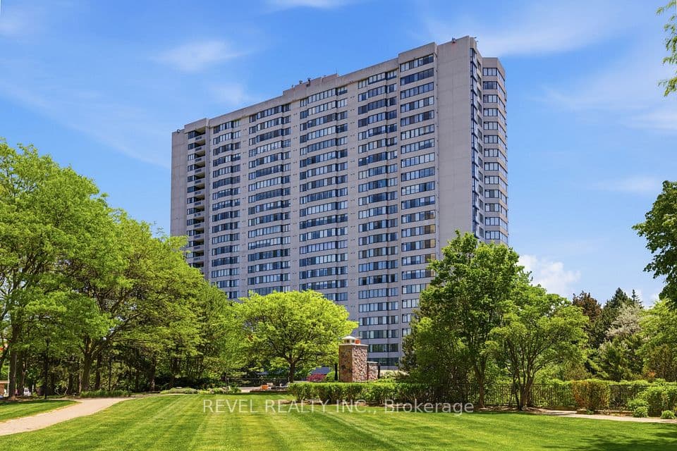 2330 Bridletowne Circle Ph06, Toronto, ON M1W 3P6 – main photo