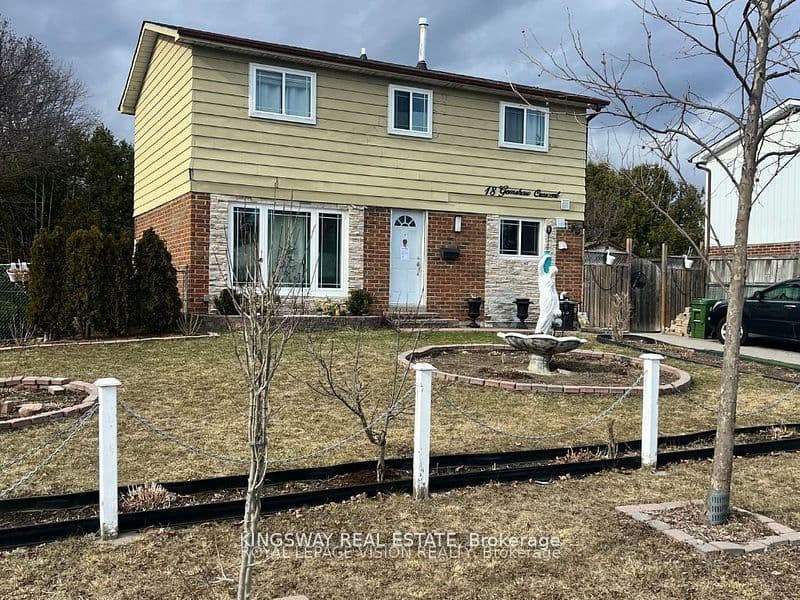 18 Gemshaw Crescent, Toronto, ON M1B 1L4 – main photo