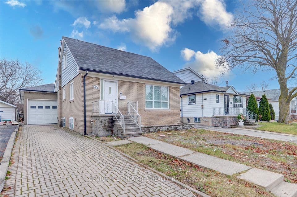 35 Cotton Avenue, Toronto, ON M1K 1Z5 – main photo