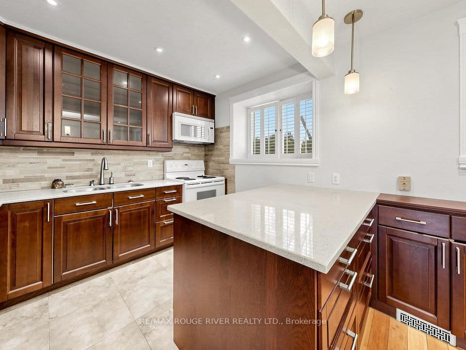25 Collinsgrove Road 141, Toronto, ON M1E 3S3 – photo 2