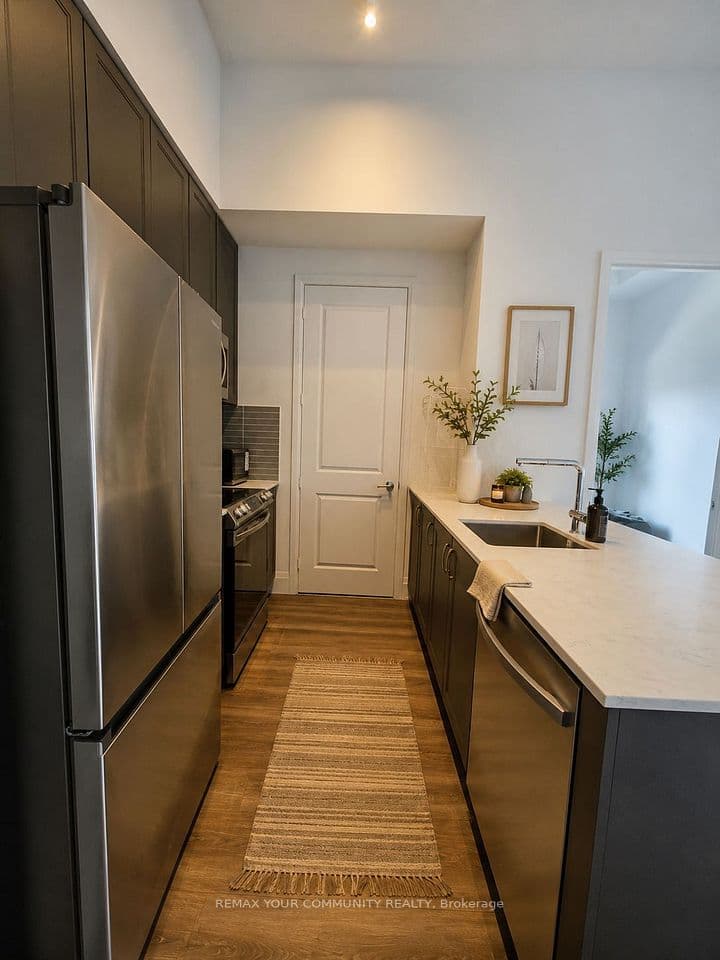 20 Meadowglen Place 2808, Toronto, ON M1G 0A9 – photo 3