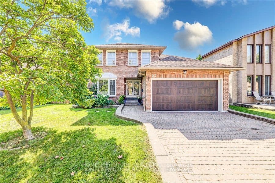 27 Sugarbush Square, Toronto, ON M1C 3M6 – main photo