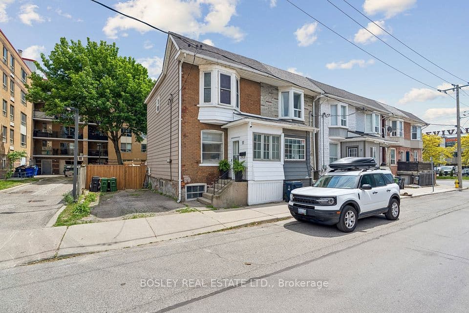 11 Pape Avenue, Toronto, ON M4M 2V5 – main photo