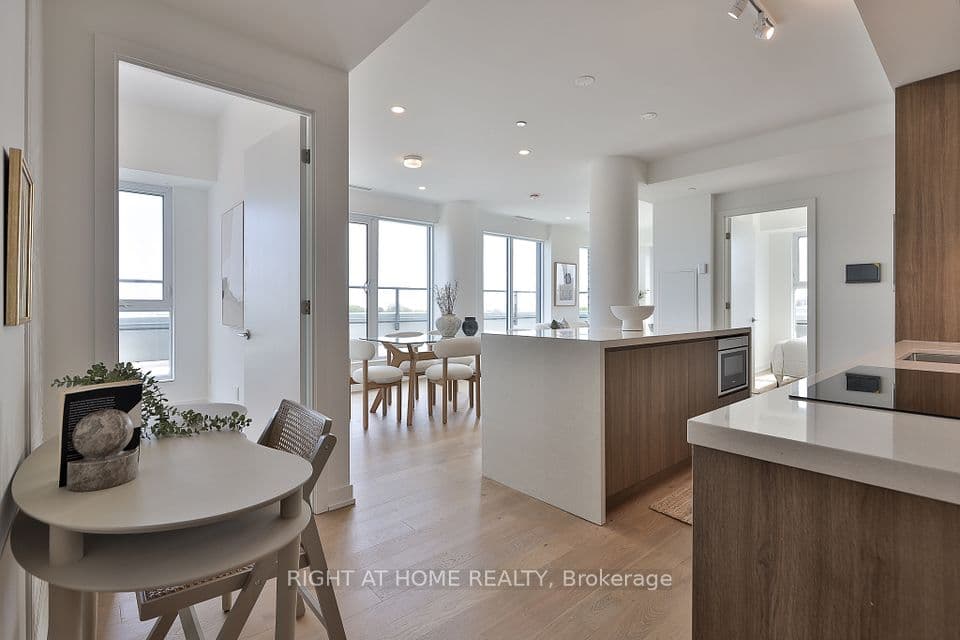 1161 Kingston Road 602, Toronto, ON M1N 1P2 – photo 2