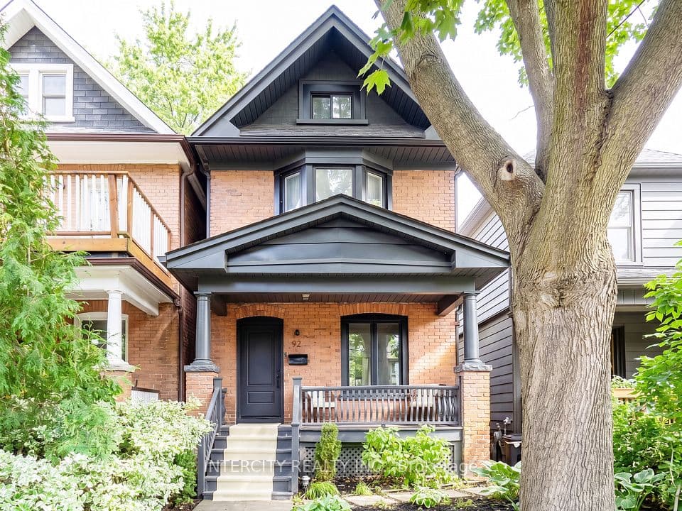 92 Dagmar Avenue, Toronto, ON M4M 1W2 – main photo