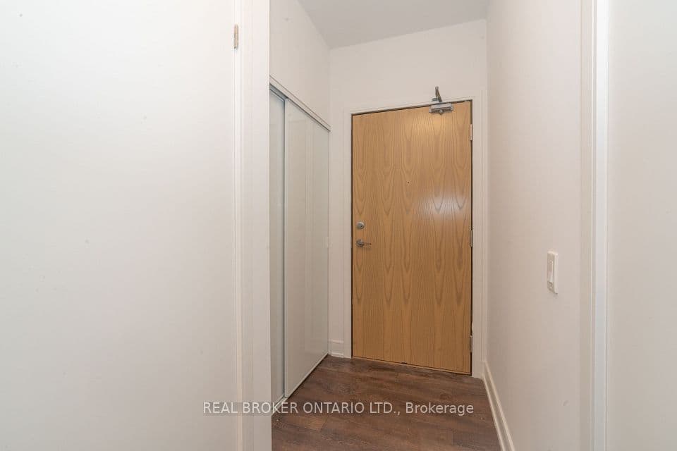 1350 Ellesmere Road 327, Toronto, ON M1P 0G6 – photo 3