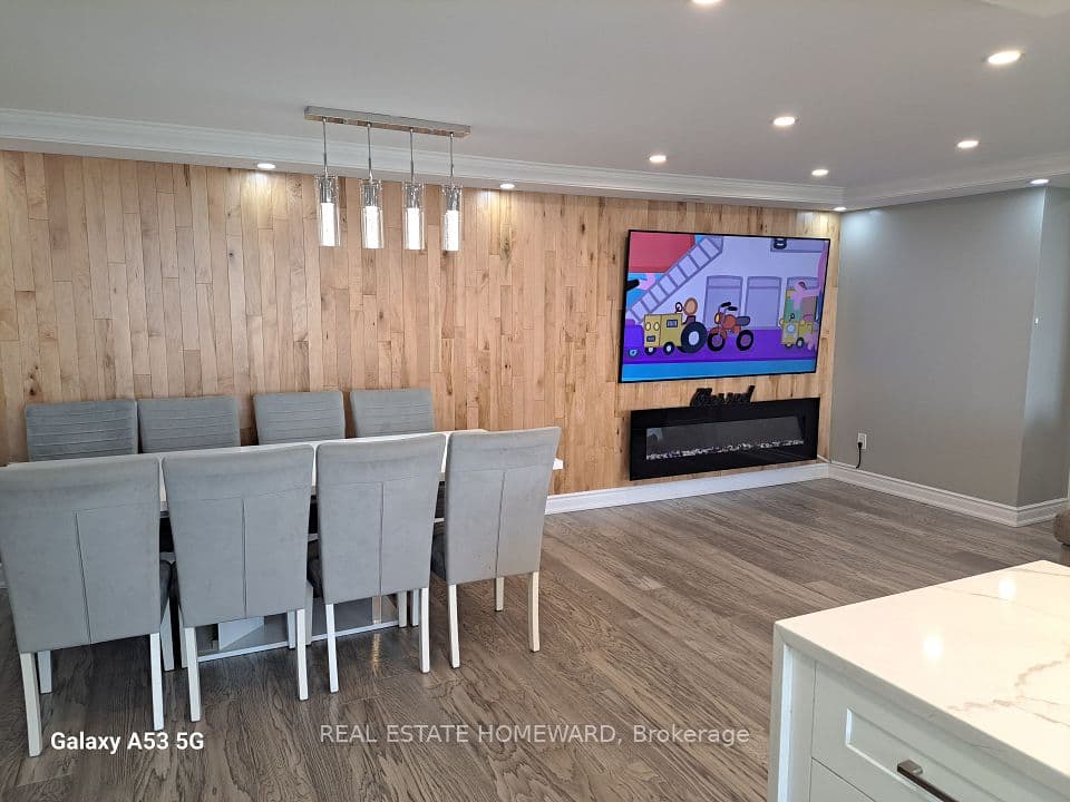 100 Wingarden Court 1810, Toronto, ON M1B 2P4 – photo 2