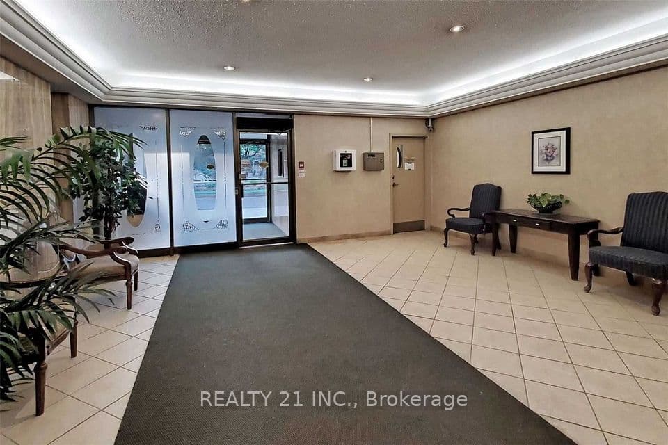 121 Trudelle Street 1709, Toronto, ON M1J 3K4 – photo 3
