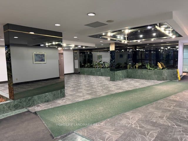 80 Alton Towers Circle 106, Toronto, ON M1V 5E8 – photo 2