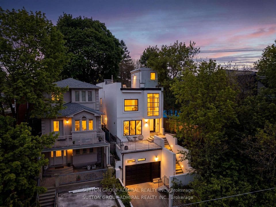 35 Beechwood Drive, Toronto, ON M4K 3H7 – main photo