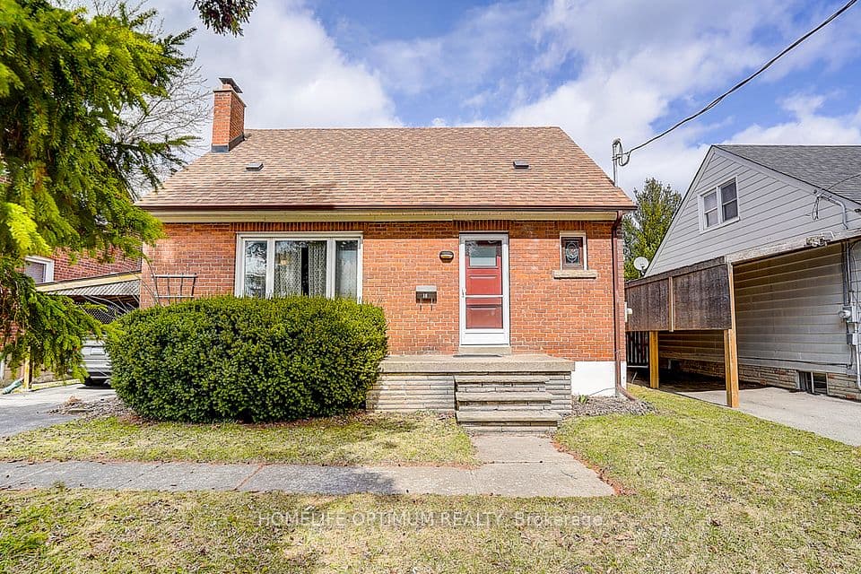 16 Ayre Point Road, Toronto, ON M1M 1G5 – main photo
