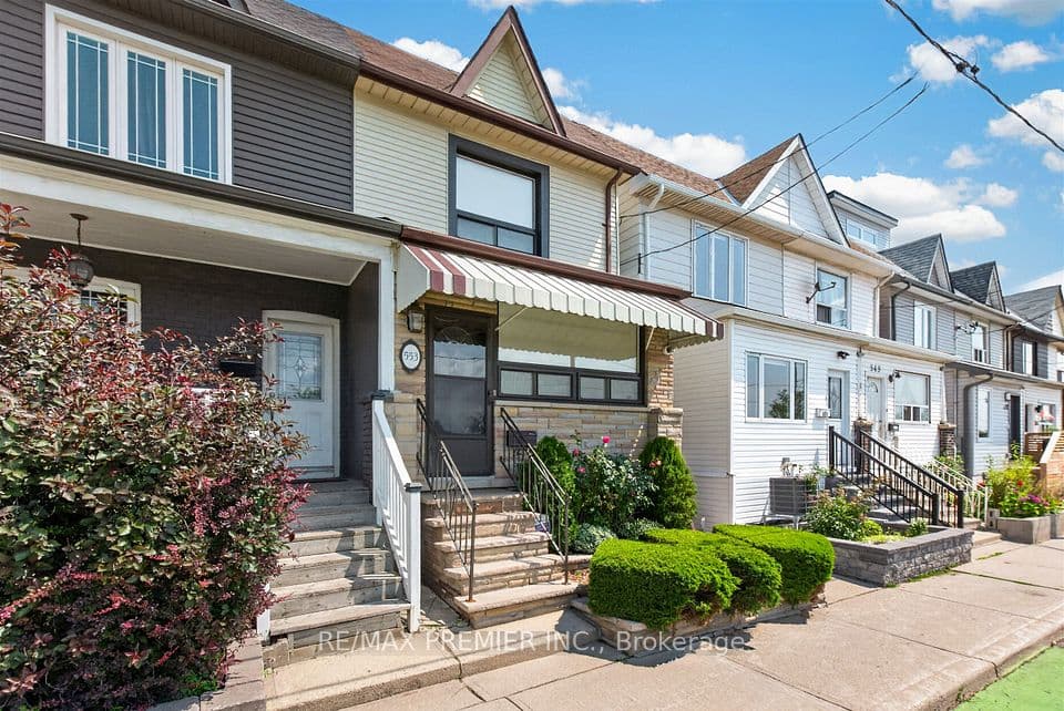 553 Greenwood Avenue, Toronto, ON M4J 4A7 – photo 3