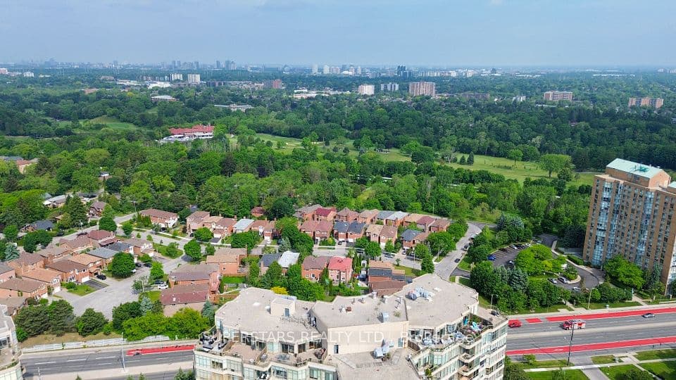 20 Guildwood Parkway PH14, Toronto, ON M1E 5B6 – main photo