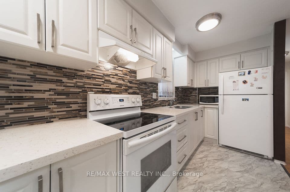 50 Old Kingston Road 1-202, Toronto, ON M1E 4Y1 – photo 3