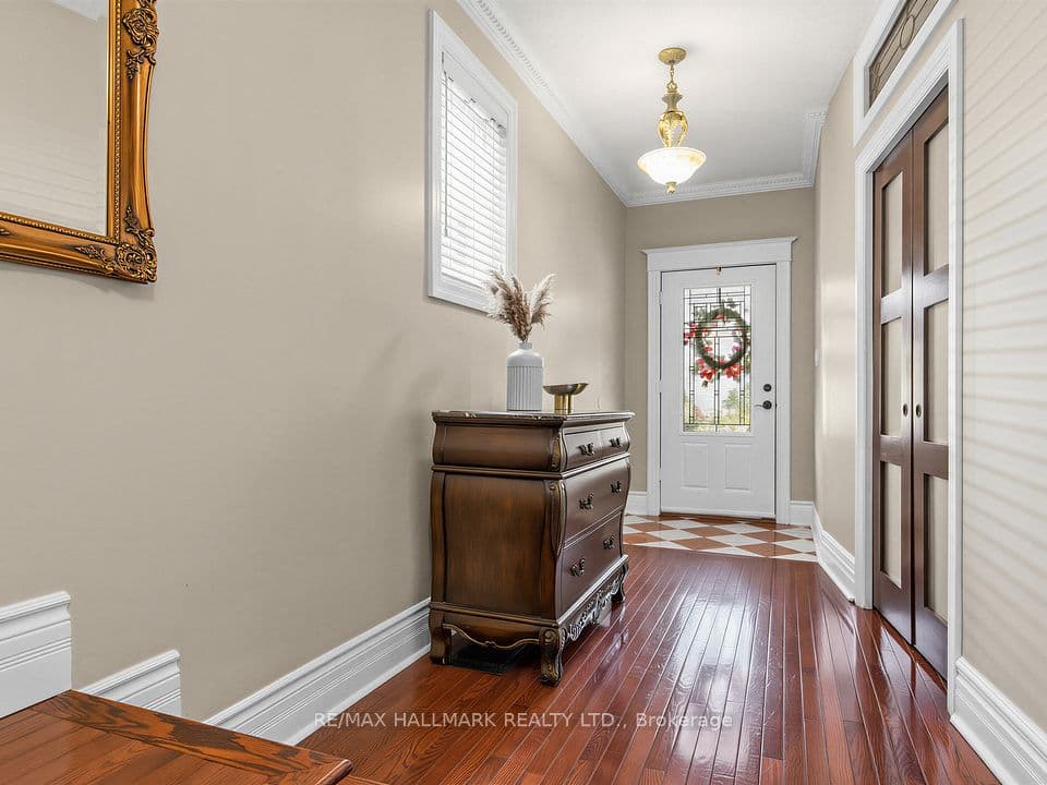 239 Torrens Avenue, Toronto, ON M4J 2P6 – photo 3
