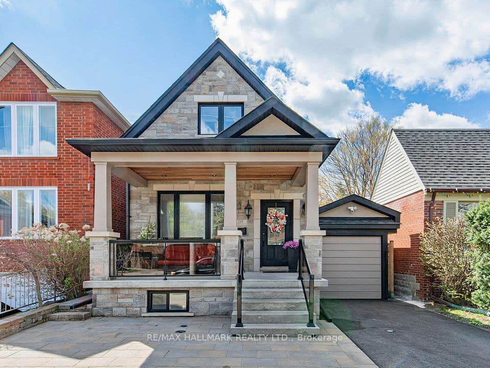 239 Torrens Avenue, Toronto, ON M4J 2P6 – main photo