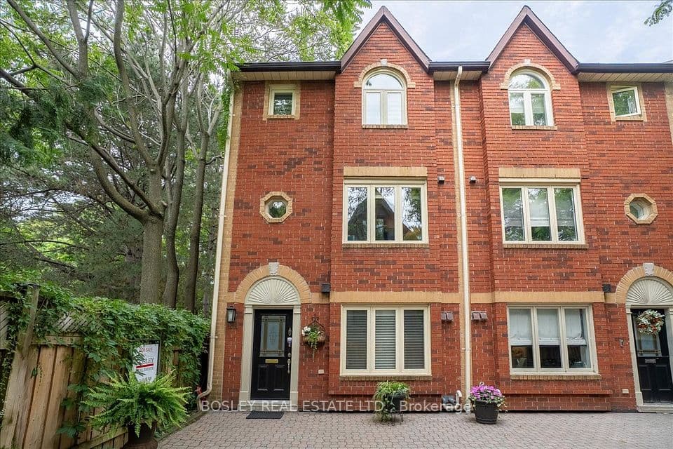 18 Doncrest Road 11, Toronto, ON M4K 1R8 – main photo