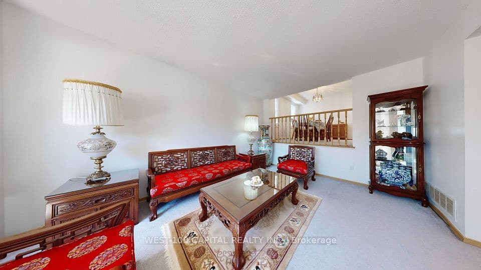 30 Wintermute Boulevard, Toronto, ON M1W 3M6 – photo 2