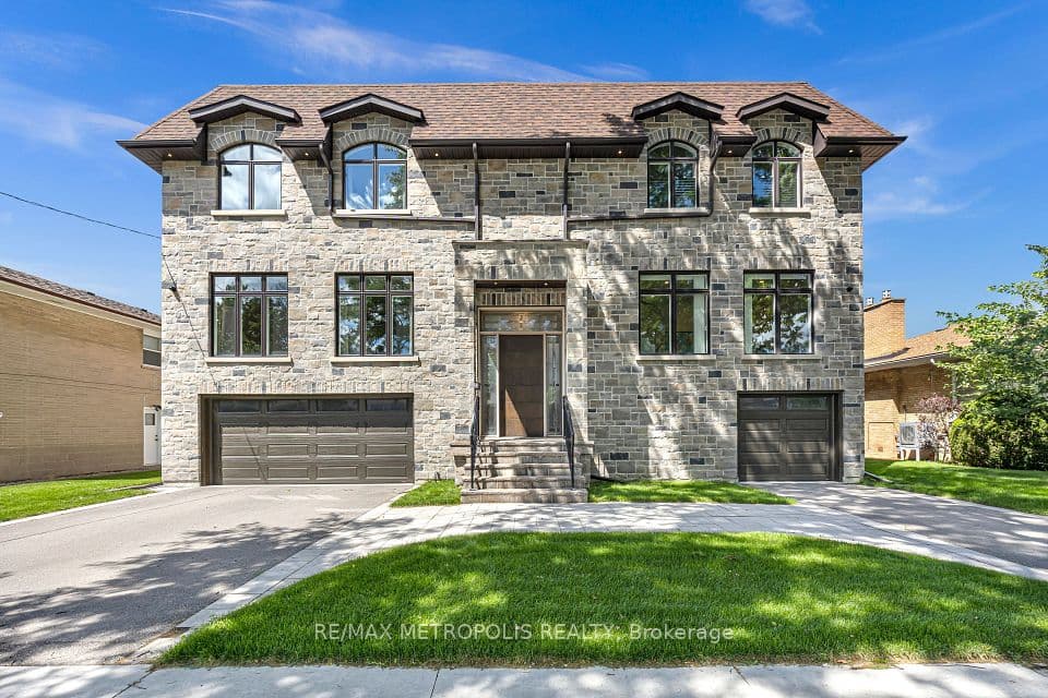 20 Nobert Road, Toronto, ON M1T 1C1 – main photo